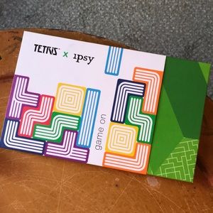 TETRIS x Ipsy Eyeshadow Palette